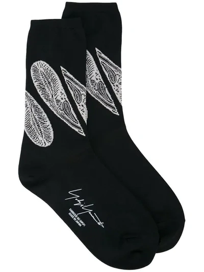Shop Yohji Yamamoto Paisley Socks In Black