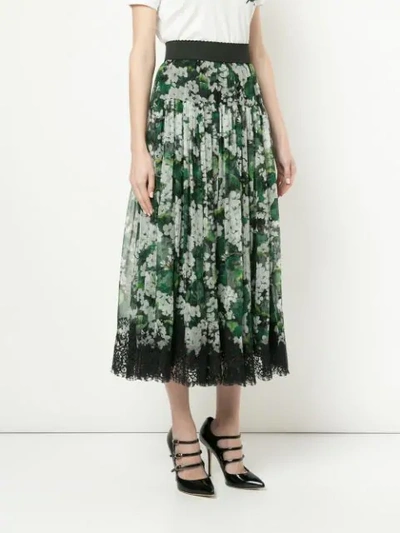 Shop Dolce & Gabbana White Geranium Printed Pleated Skirt In Green
