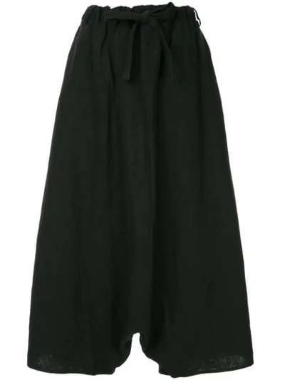 ALEKSANDR MANAMÏS CROPPED DROP-CROTCH TROUSERS - 黑色