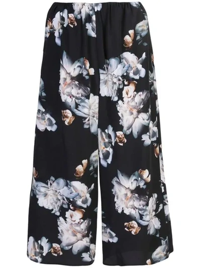 Shop Vince Cropped Floral Trousers In Black
