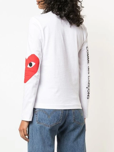Shop Comme Des Garçons Play Sweatshirt Mit Herz In White