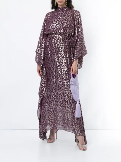 Shop Taller Marmo Kaftankleid Im Metallic-look In Purple