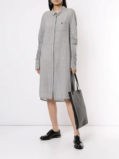 Shop Rundholz Gestreiftes Hemdkleid - Grau In Grey