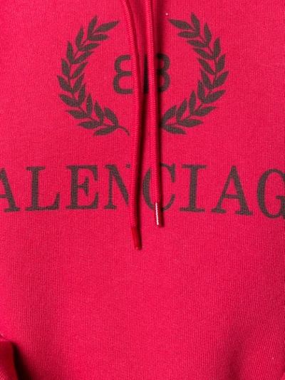 Shop Balenciaga Kapuzenpullover Mit Logo In Red