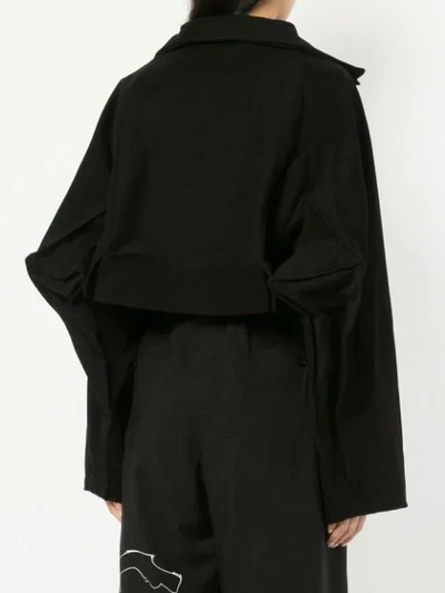 Shop Yohji Yamamoto Strukturierte Cropped-jacke - Schwarz In Black