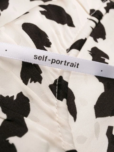 Shop Self-portrait Minikleid Mit Schmalem Schnitt In White