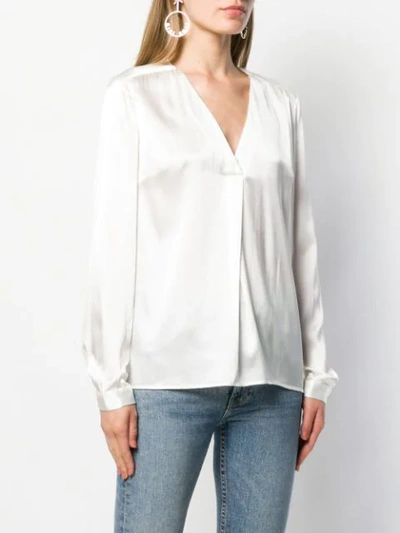 Shop Pinko Bluse Mit V-ausschnitt In White