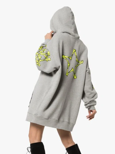 AMIRI OVERSIZED LOGO SLEEVE HOODIE - 灰色