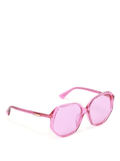 Shop Gucci Fuchsia Geometric Sunglasses