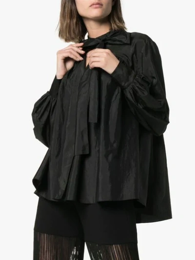 Shop Rosie Assoulin Oberteil Mit Schleifenkragen In Black
