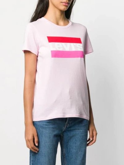 Shop Levi's Logo Box T In 0723 Pink