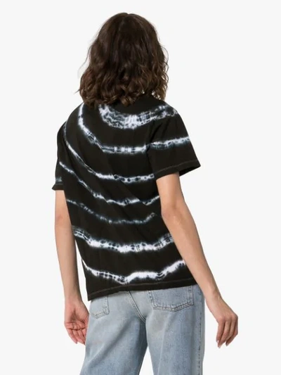 ASHLEY WILLIAMS GRAPHIC PRINT TIE-DYE SHORT-SLEEVED COTTON T-SHIRT - 黑色