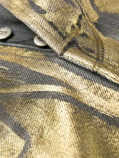 Shop Golden Goose Jeans Mit Spray-effekt In Gold ,grey