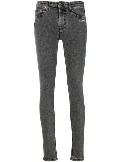 Shop Off-white Skinny-jeans Mit Bleached-effekt - Grau In Grey