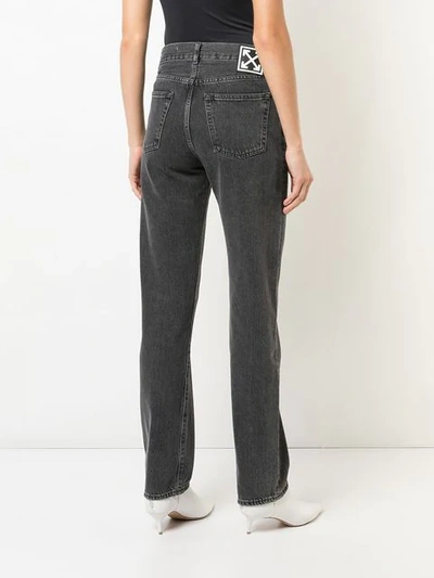 Shop Off-white Gerade Jeans Im Vintage-look - Schwarz In Black
