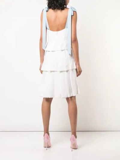 Shop Carolina Herrera Gestuftes Faltenkleid In White