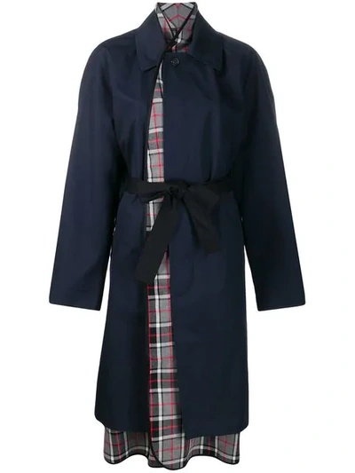 Shop Balenciaga Trenchcoat Im Layering-look - Blau In Blue