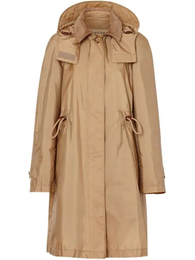 Shop Burberry Parka Mit Abnehmbarer Kapuze In Honey