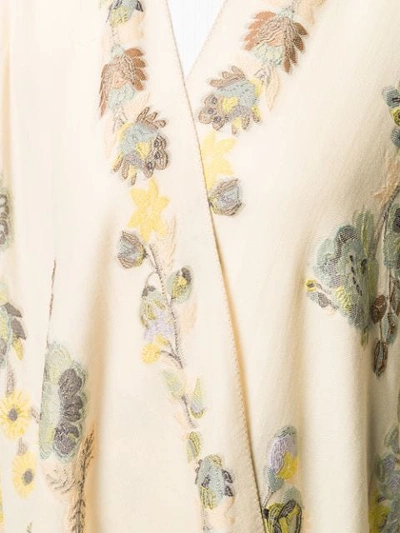 Shop Etro Poncho Mit Blumenstickerei - Nude In Neutrals