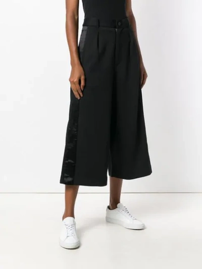 cropped wide leg trousers