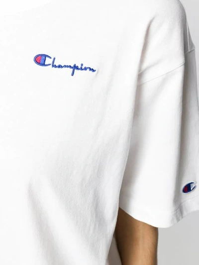 Shop Champion T-shirt Mit Logo - Weiss In White