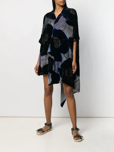 Shop Yohji Yamamoto Floral Appliqués Asymmetric Shirt Dress In Blue