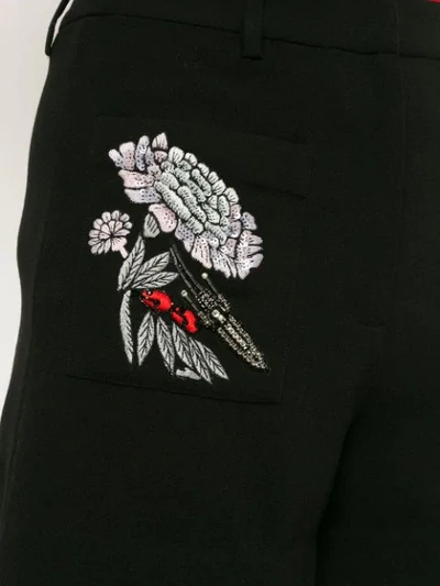 MARKUS LUPFER FLORAL EMBROIDERED SHORTS - 黑色