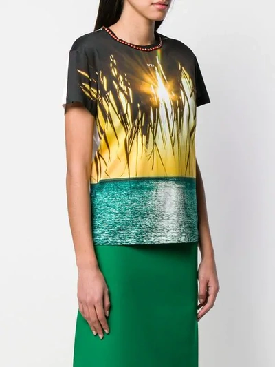 Shop N°21 Beach Print T-shirt In Black