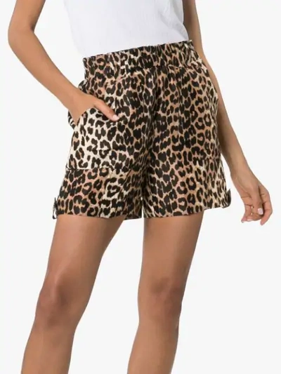 GANNI CEDAR LEOPARD PRINT LINEN AND SILK SHORTS - 棕色