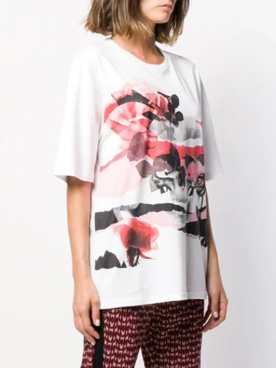 Shop Alexander Mcqueen Rose Print T-shirt In 900 White