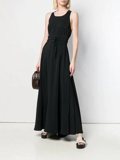 Shop Blanca Langes Kleid Mit Gürtel - Schwarz In Black