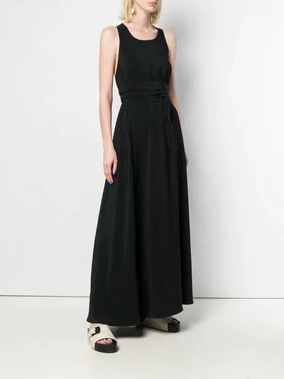 Shop Blanca Langes Kleid Mit Gürtel - Schwarz In Black