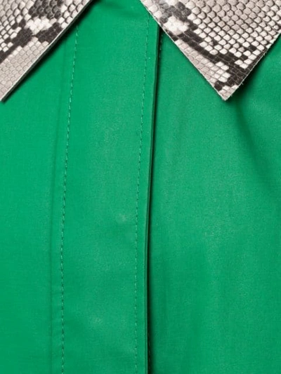 Shop N°21 Contrast-collar Coat In Green