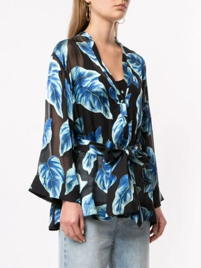 Shop Alice And Olivia Rosario Printed Kimono Topwide Long In Blue