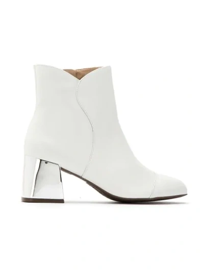 Shop Schutz S2053900010003 White Leather/fur/exotic Skins->leather