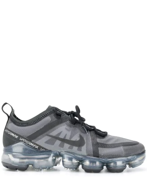 grey vapormax 2019