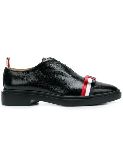 Shop Thom Browne Leather Bow Pebble Grain Shoe In Black