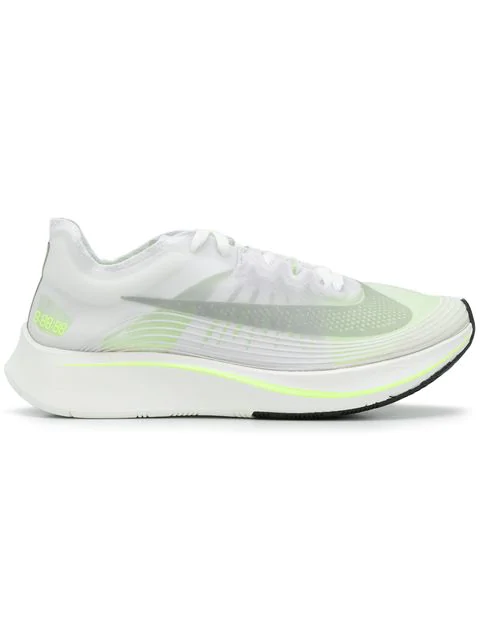 zoom fly sp sneakers