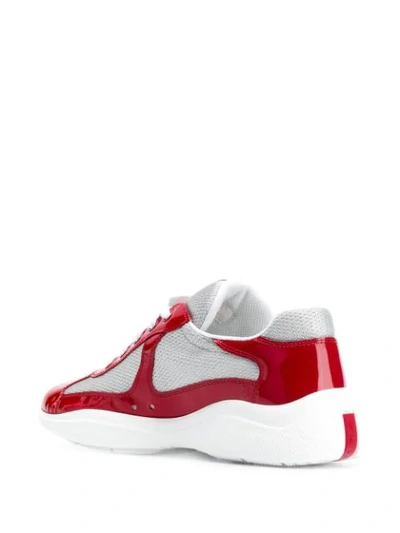 Shop Prada Sneakers Mit Farbkontrast In F0011 Red