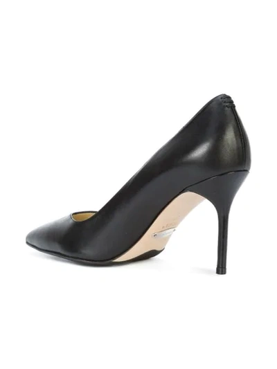 Shop Sarah Flint Pumps Mit Spitzer Kappe - Schwarz In Black