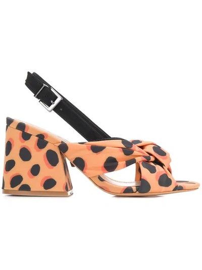 SCHUTZ LEOPARD PRINT BLOCK HEEL SANDALS - 黄色