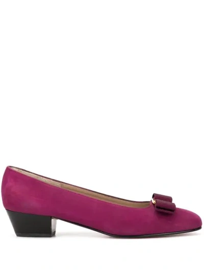 Pre-owned Ferragamo Vara Bow Pumps In Purple