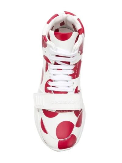 BURBERRY ANKLE LACE-UP SNEAKERS - 白色