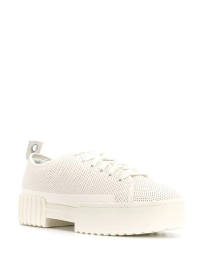 Shop Diesel Sneakers Mit Plateau In T1015 White