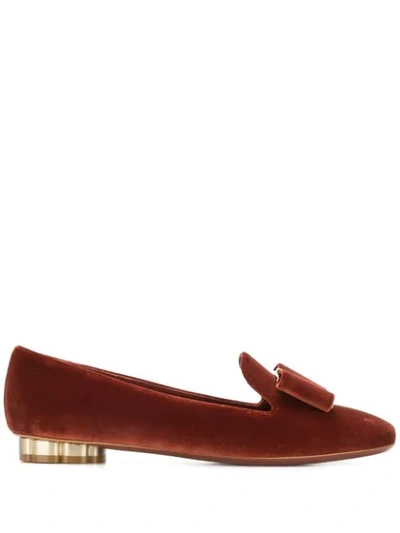 Shop Ferragamo Sarno Loafers In Orange