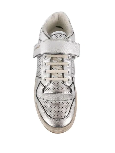 SAINT LAURENT SL24防旧效果运动鞋 - 银色