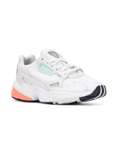 ADIDAS FALCON SNEAKERS - 白色