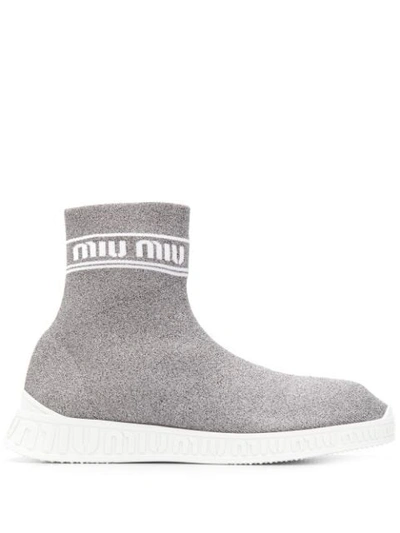 Shop Miu Miu Gestrickte High-top-sneakers In Silver