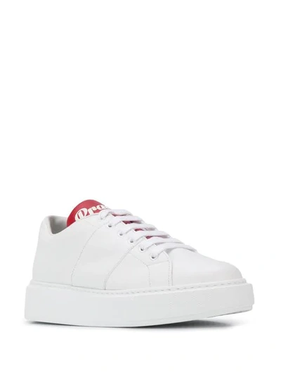 PRADA LOW-TOP LOGO SNEAKERS - 白色