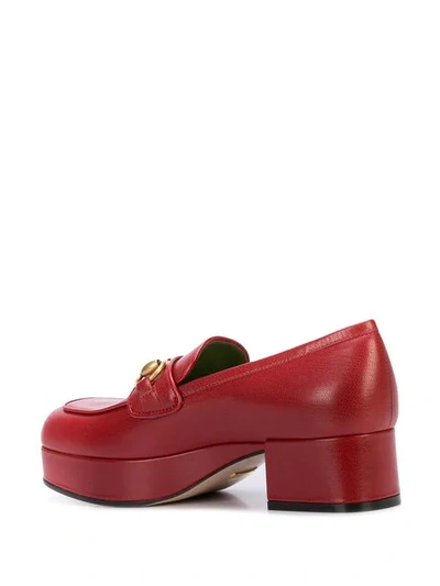 GUCCI LEATHER PLATFORM LOAFER WITH HORSEBIT - 红色